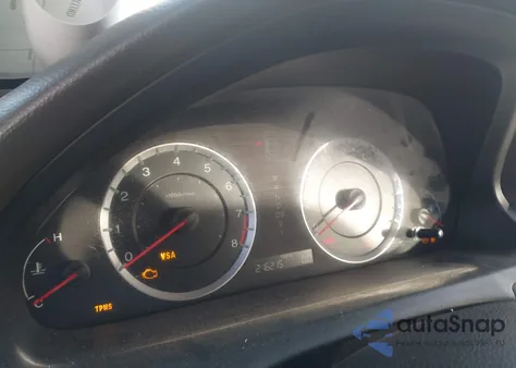 2010 Honda Accord 2.4 Ex z USA, uszkodzony, nr VIN 1HGCP2F76AA089661